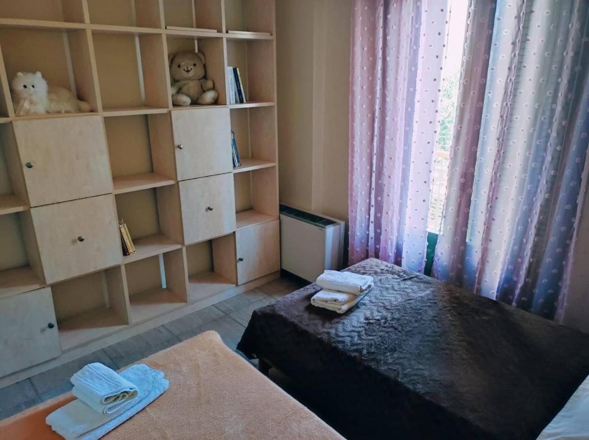 Nefeli City Apartments Patras Esterno foto