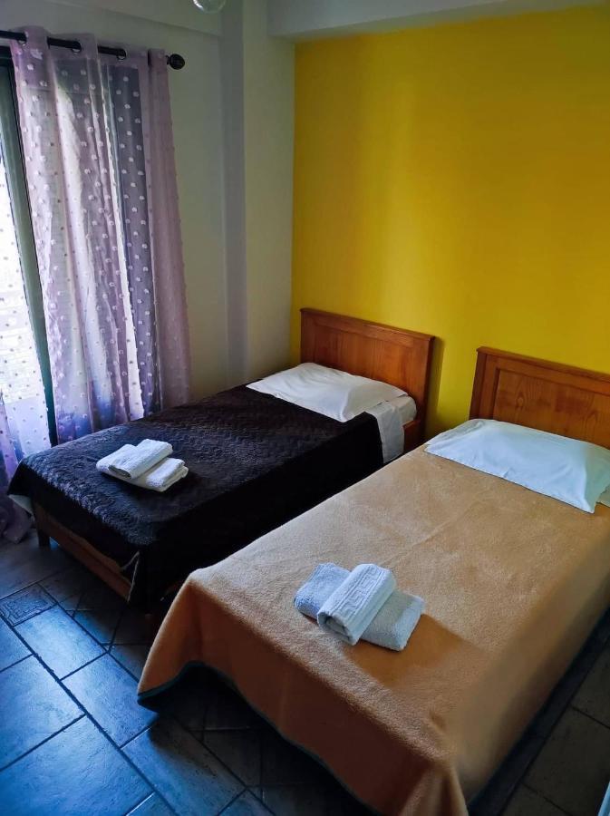 Nefeli City Apartments Patras Esterno foto